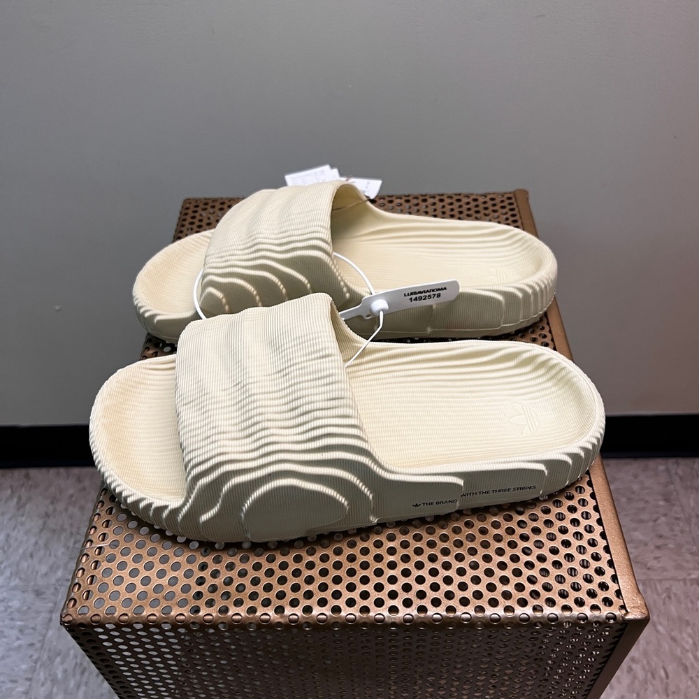 adidas Adilette 22 Slides 'Desert Sand'